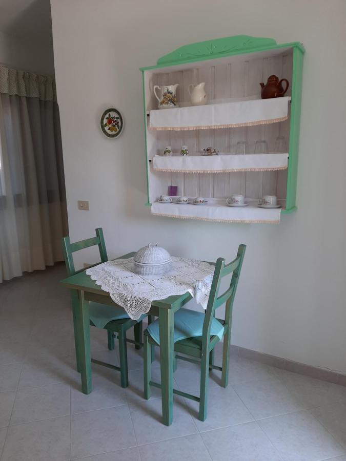 Appartement I Giardini Di Carmen à La Maddalena  Extérieur photo